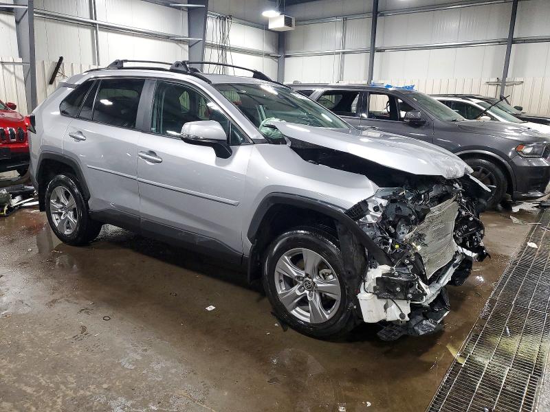Photo 4 from auction – 2024 TOYOTA RAV4 XLE with VIN 2T3P1RFV9RC460061