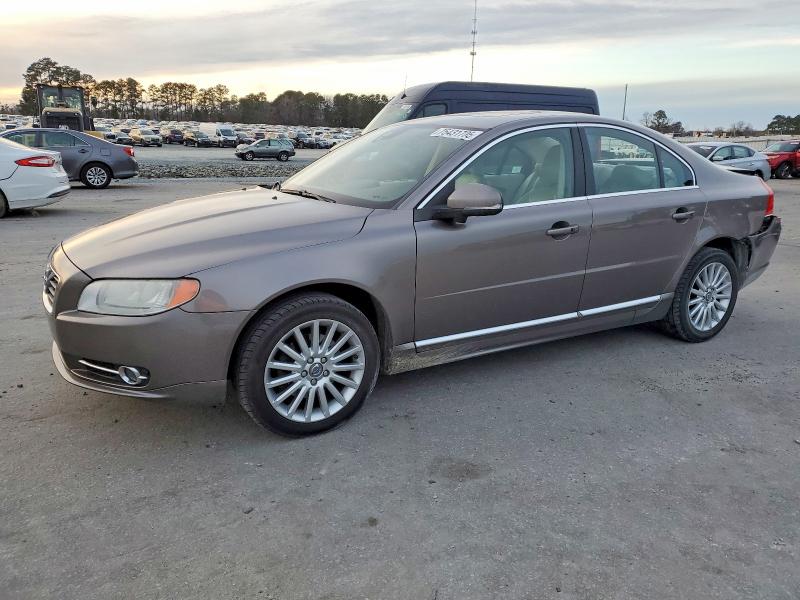 VOLVO S80 3.2 2012 with VIN YV1952AS0C1158951 - Photo from auction