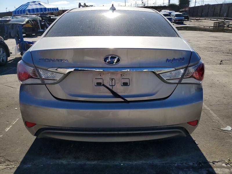 Photo 6 from auction – 2013 HYUNDAI SONATA HYB with VIN KMHEC4A47DA051027