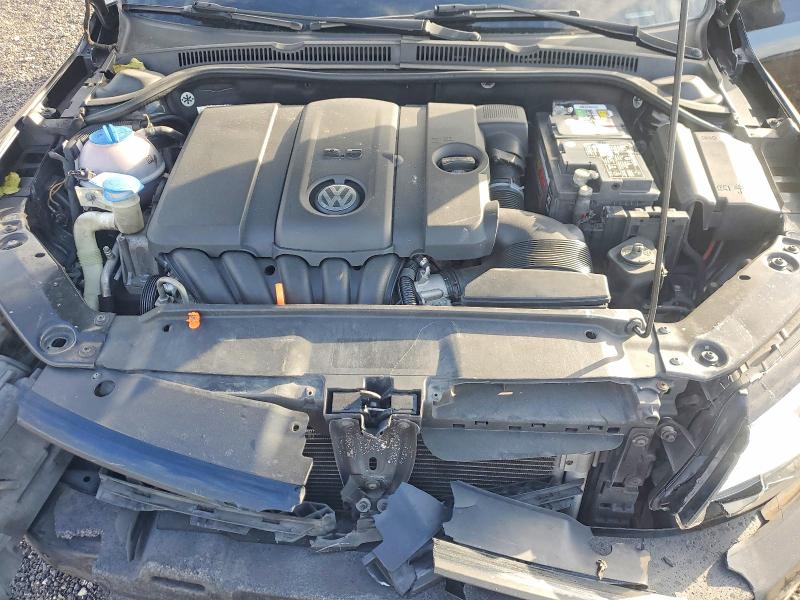 Photo 11 from auction – 2011 VOLKSWAGEN JETTA SE with VIN 3VWDX7AJ8BM342922