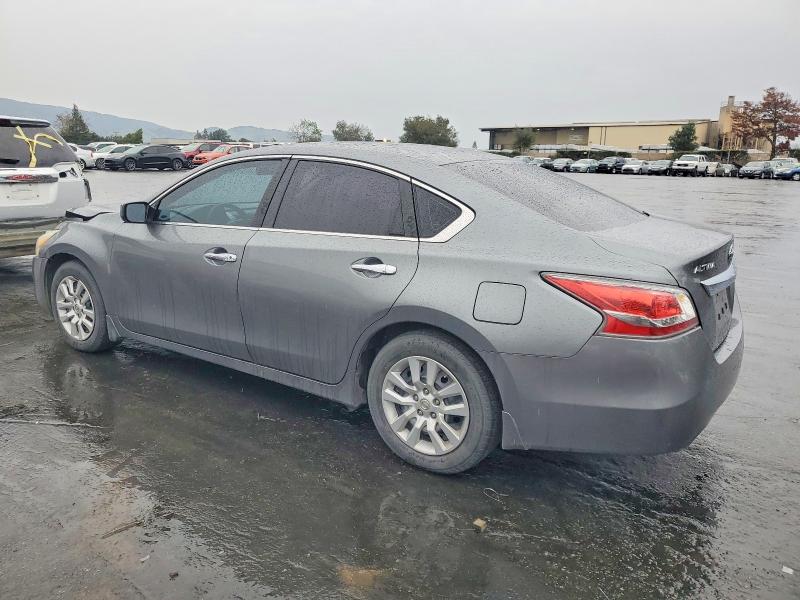 Фото 2 с аукциона – 2015 NISSAN ALTIMA с VIN 1N4AL3AP2FC294295