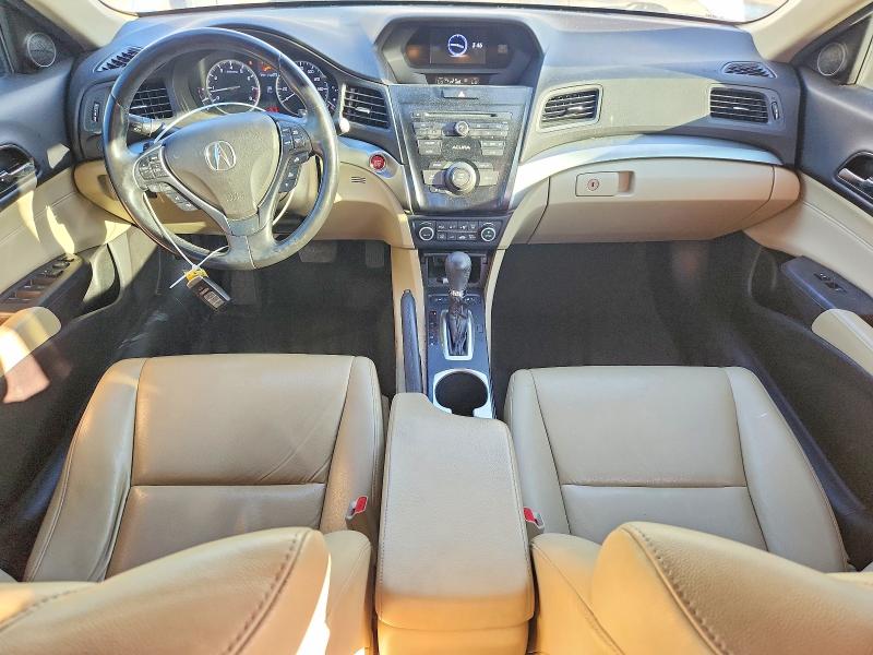 Photo 8 from auction – 2017 ACURA ILX BASE W with VIN 19UDE2F38HA004403