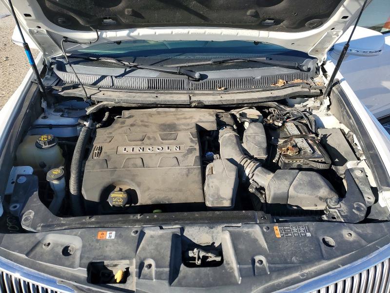 Photo 12 from auction – 2015 LINCOLN MKT with VIN 2LMHJ5FK4FBL00508