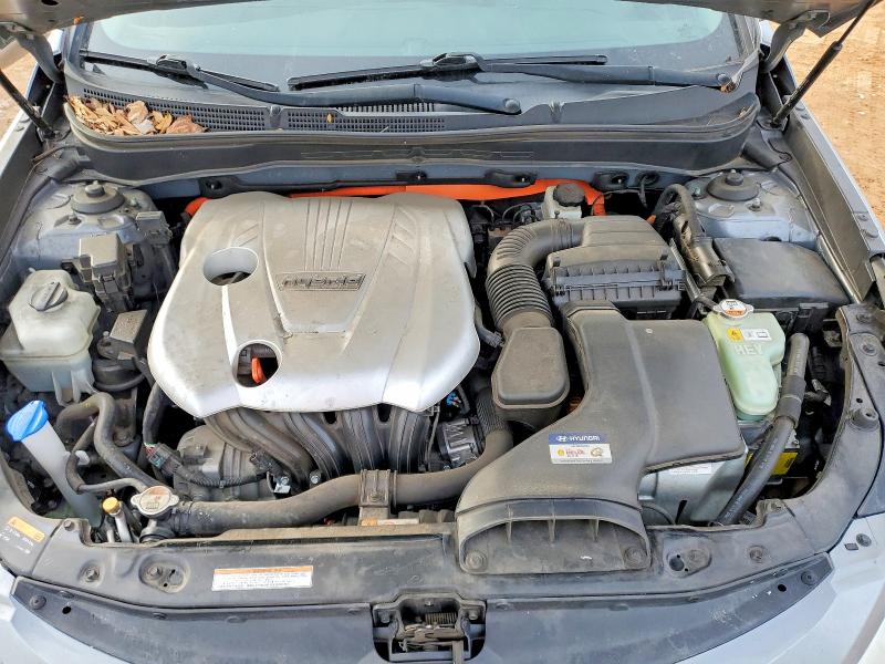 Photo 11 from auction – 2014 HYUNDAI SONATA HYB with VIN KMHEC4A47EA114810