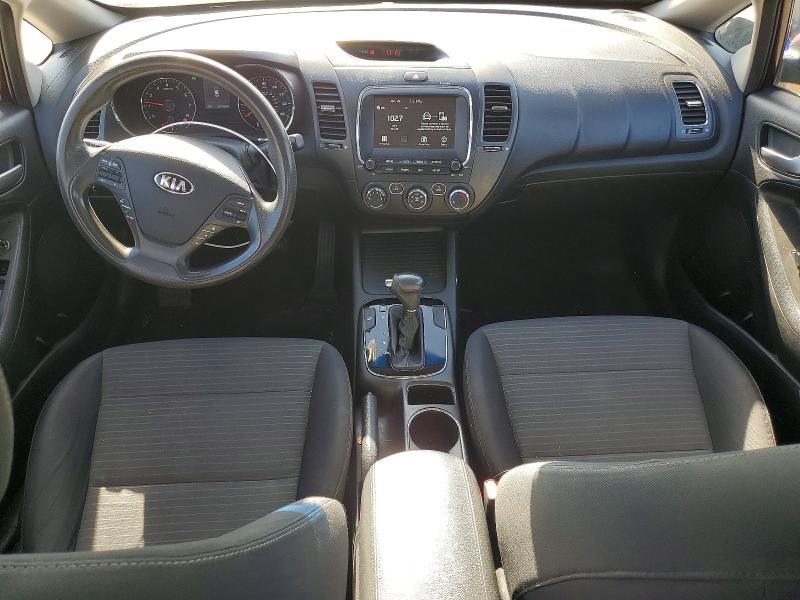 Photo 8 from auction – 2018 KIA FORTE LX with VIN 3KPFL4A71JE172292