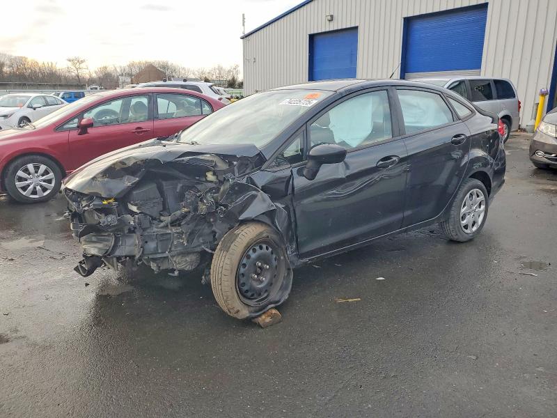 FORD FIESTA 2011 with VIN 3FADP4BJ3BM240403 - Photo from auction