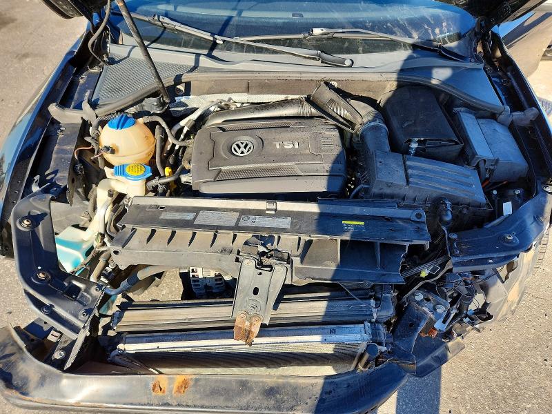 Photo 11 from auction – 2014 VOLKSWAGEN PASSAT with VIN 1VWCT7A39EC108223