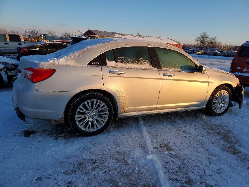Photo 3 from auction – 2012 CHRYSLER 200 LIMITE with VIN 1C3CCBCG2CN245757