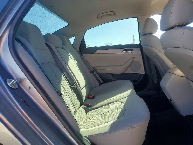 Photo 10 from auction – 2018 HYUNDAI SONATA with VIN 5NPE24AF0JH659078