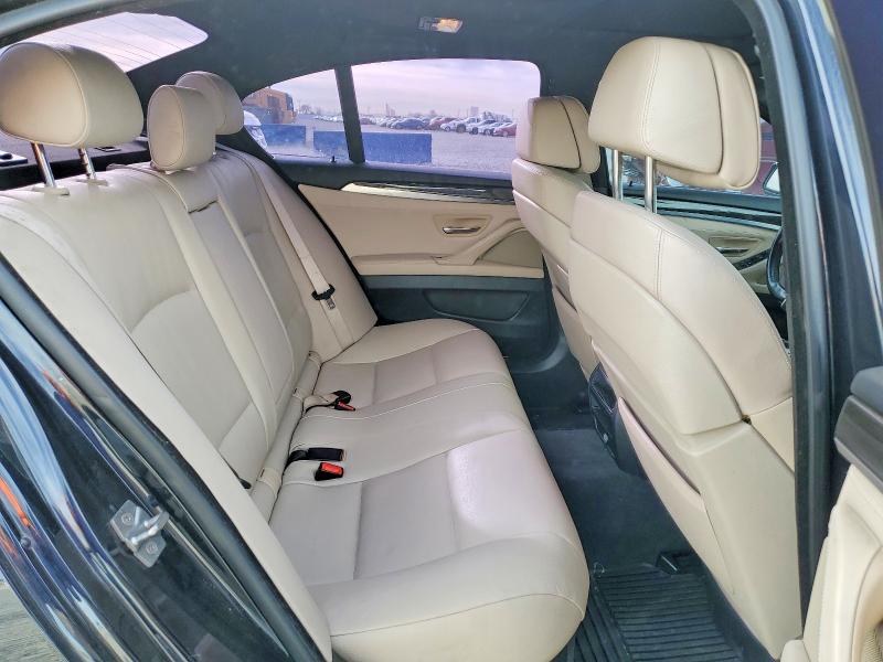Photo 10 from auction – 2012 BMW 550 with VIN WBAFU9C59CC787525