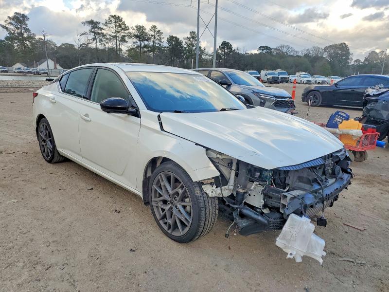 Photo 4 from auction – 2023 NISSAN ALTIMA with VIN 1N4AL4CV3PN332124