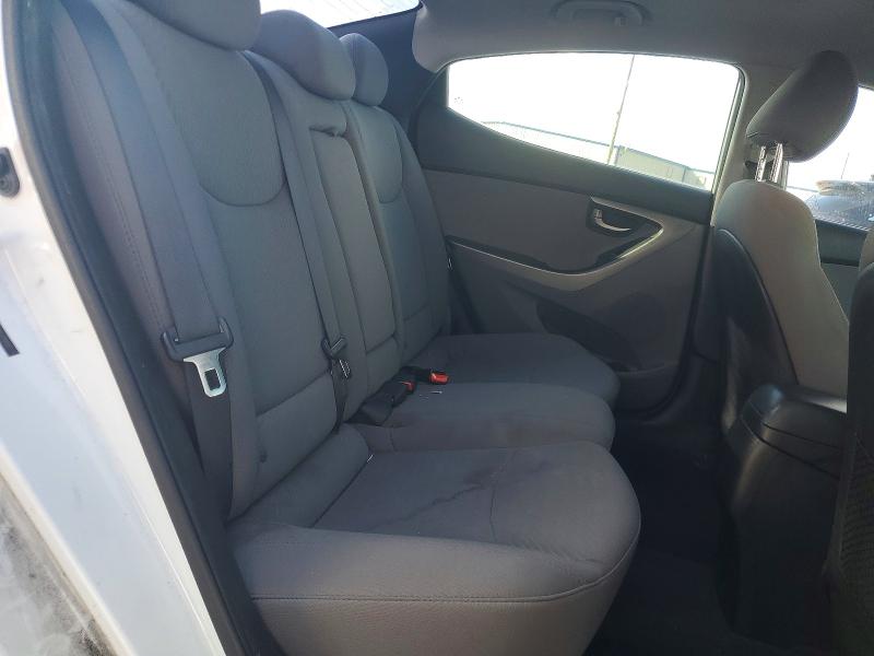 Photo 10 from auction – 2016 HYUNDAI ELANTRA SE with VIN 5NPDH4AE0GH720102