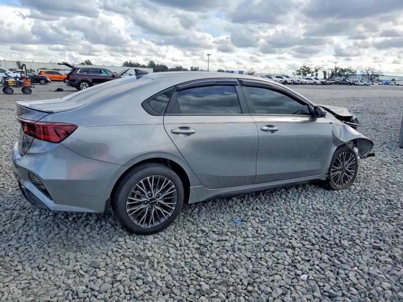 Photo 3 from auction – 2024 KIA FORTE GT L with VIN 3KPF54AD1RE801688