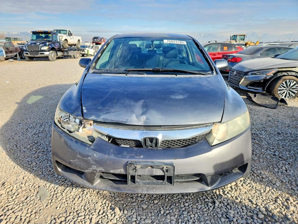 Photo 5 from auction – 2010 HONDA CIVIC LX-S with VIN 19XFA1F63AE017702