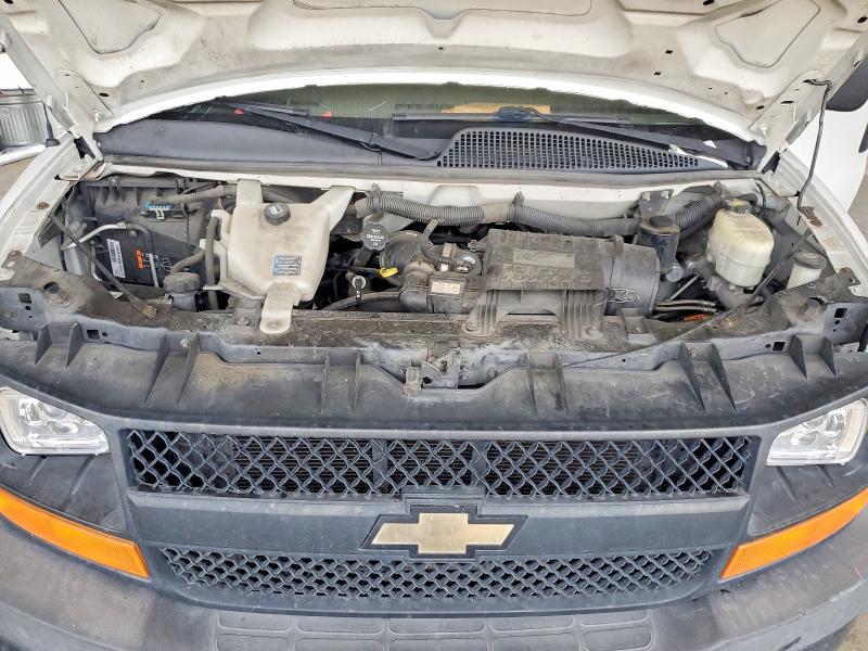 Photo 11 from auction – 2015 CHEVROLET EXPRESS G2 with VIN 1GCWGGCF1F1127261