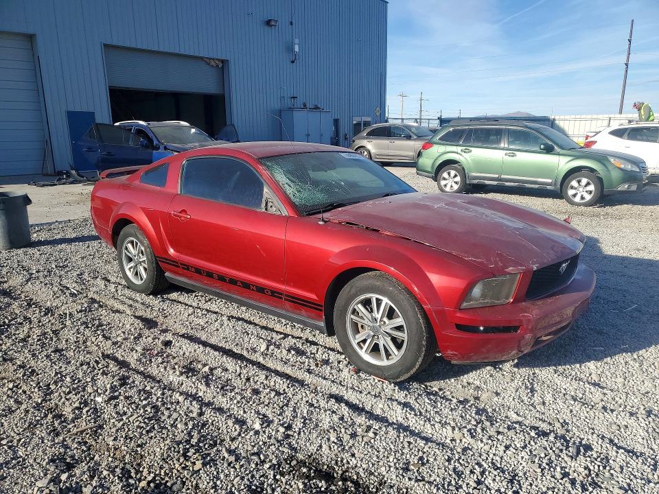 Photo 4 from auction – 2005 FORD MUSTANG with VIN 1ZVFT80N755163733
