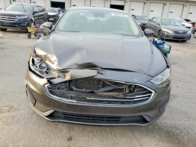 Photo 5 from auction – 2019 FORD FUSION S with VIN 3FA6P0G72KR248865