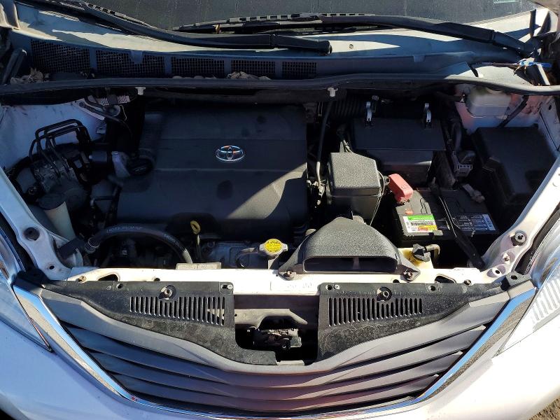 Photo 12 from auction – 2014 TOYOTA SIENNA with VIN 5TDYK3DCXES523209