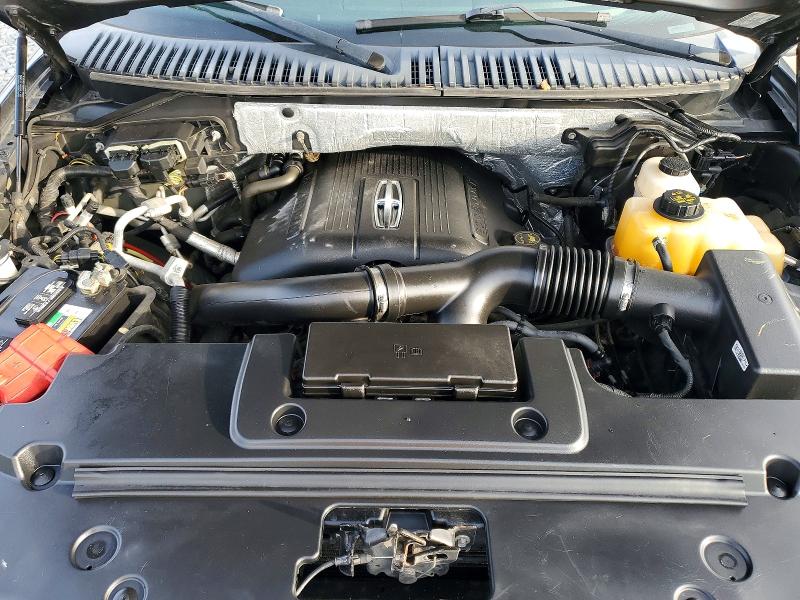 Photo 12 from auction – 2015 LINCOLN NAVIGATOR with VIN 5LMJJ2JT5FEJ13372