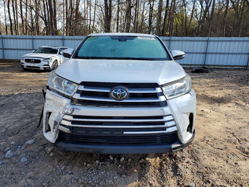 Photo 5 from auction – 2019 TOYOTA HIGHLANDER with VIN 5TDZZRFH4KS326656