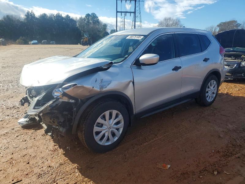 NISSAN ROGUE S 2017 with VIN JN8AT2MT9HW390220 - Photo from auction