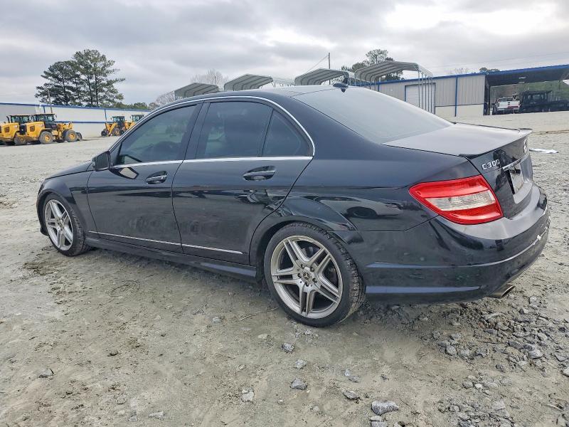Photo 2 from auction – 2010 MERCEDES-BENZ C 300 with VIN WDDGF5EB7AF423926