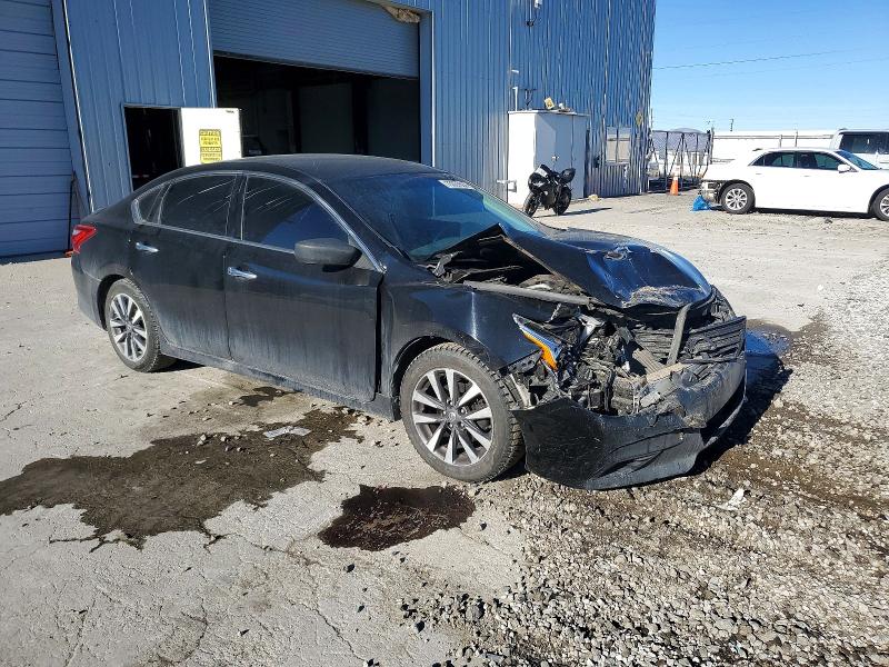 Photo 4 from auction – 2017 NISSAN ALTIMA 2.5 with VIN 1N4AL3AP7HC193529