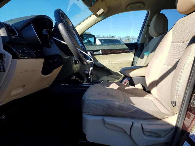 Photo 7 from auction – 2014 KIA SORENTO LX with VIN 5XYKTCA67EG544081