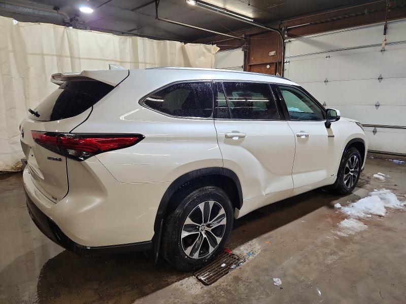 Photo 3 from auction – 2021 TOYOTA HIGHLANDER with VIN 5TDGBRCH9MS039946
