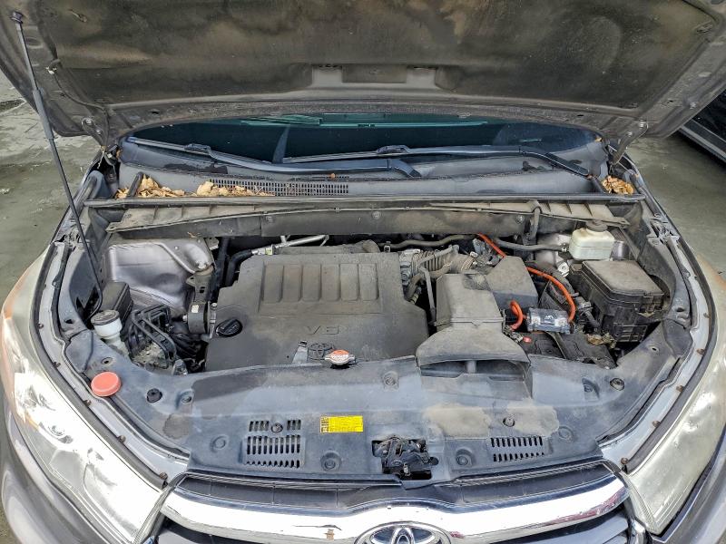 Photo 12 from auction – 2016 TOYOTA HIGHLANDER with VIN 5TDDKRFH6GS274372