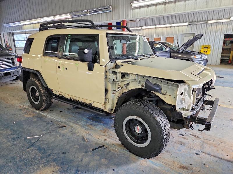 Photo 4 from auction – 2010 TOYOTA FJ CRUISER with VIN JTEBU4BF5AK090799