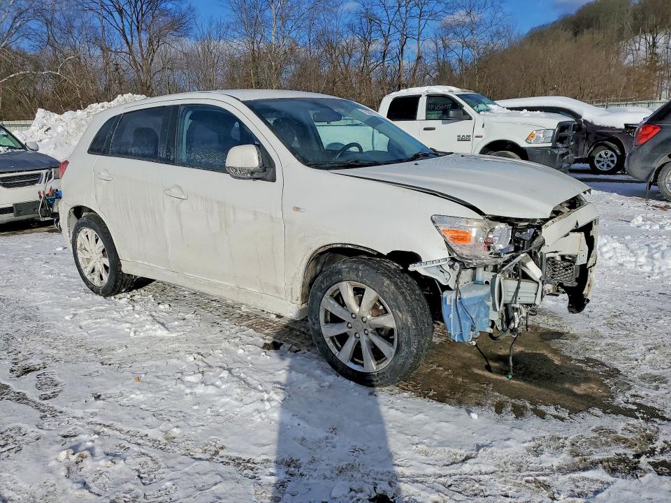 Photo 4 from auction – 2012 MITSUBISHI OUTLANDER with VIN JA4AR4AU2CZ006475