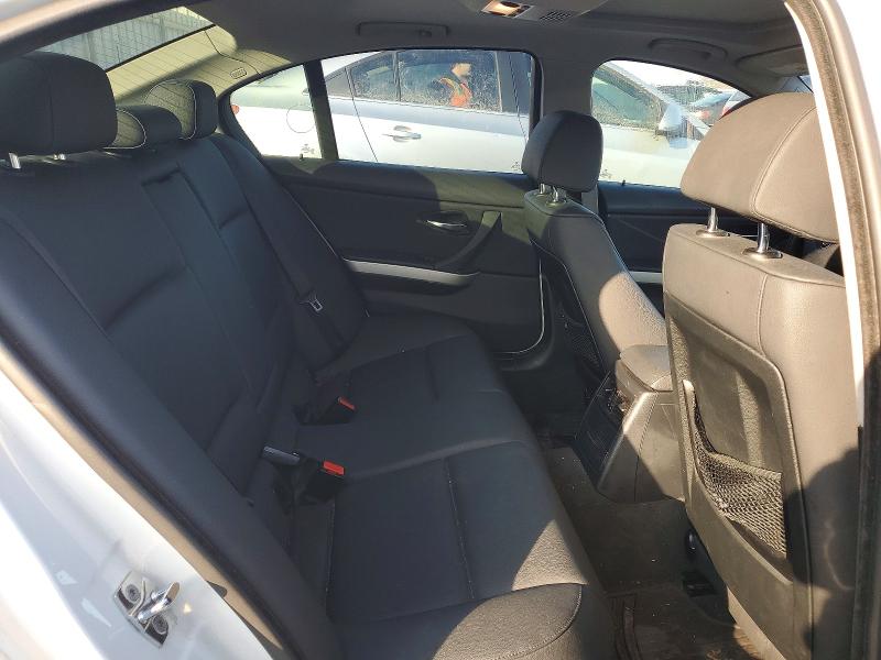 Photo 10 from auction – 2009 BMW 323 I with VIN WBAPG73589A401181