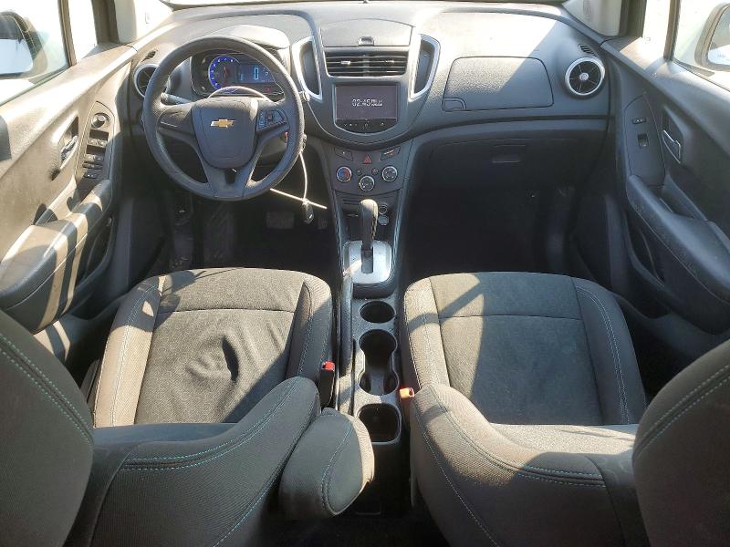 Photo 8 from auction – 2015 CHEVROLET TRAX with VIN KL7CJKSB1FB110070
