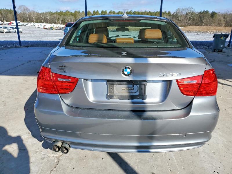 Photo 6 from auction – 2011 BMW 328 with VIN WBAPH7C53BE675335