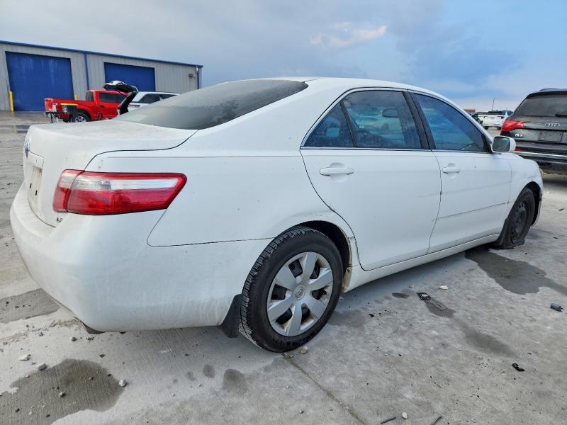 Photo 3 from auction – 2007 TOYOTA CAMRY LE with VIN 4T1BK46K77U503333