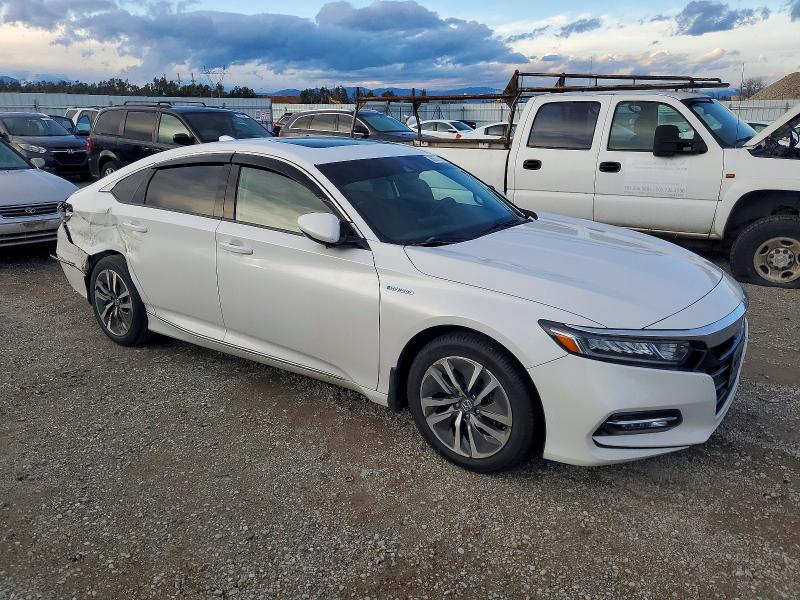 Photo 4 from auction – 2019 HONDA ACCORD HYB with VIN 1HGCV3F55KA021024