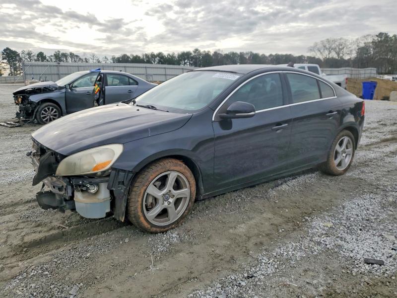 VOLVO S60 T5 2012 with VIN YV1622FSXC2079060 - Photo from auction