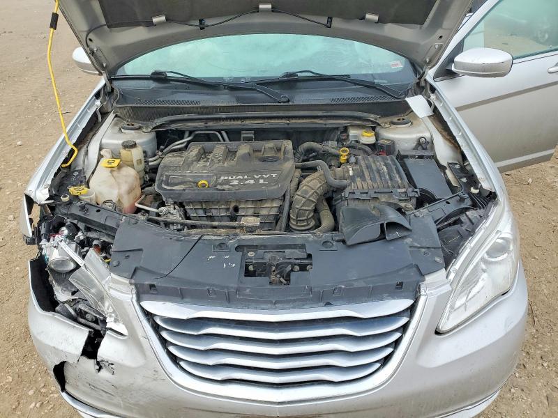 Photo 11 from auction – 2012 CHRYSLER 200 LX with VIN 1C3CCBAB7CN100883