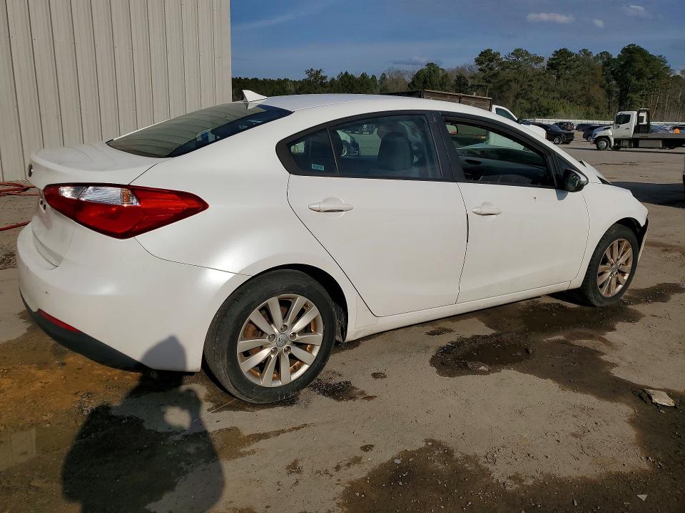 Photo 3 from auction – 2014 KIA FORTE LX with VIN KNAFX4A66E5217320
