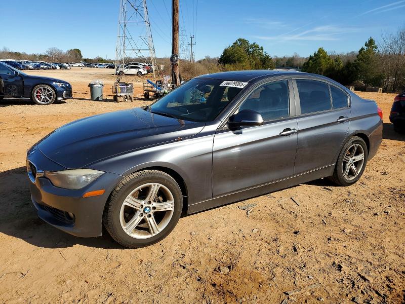 BMW 328 2013 with VIN WBA3A5C57DF355696 - Photo from auction