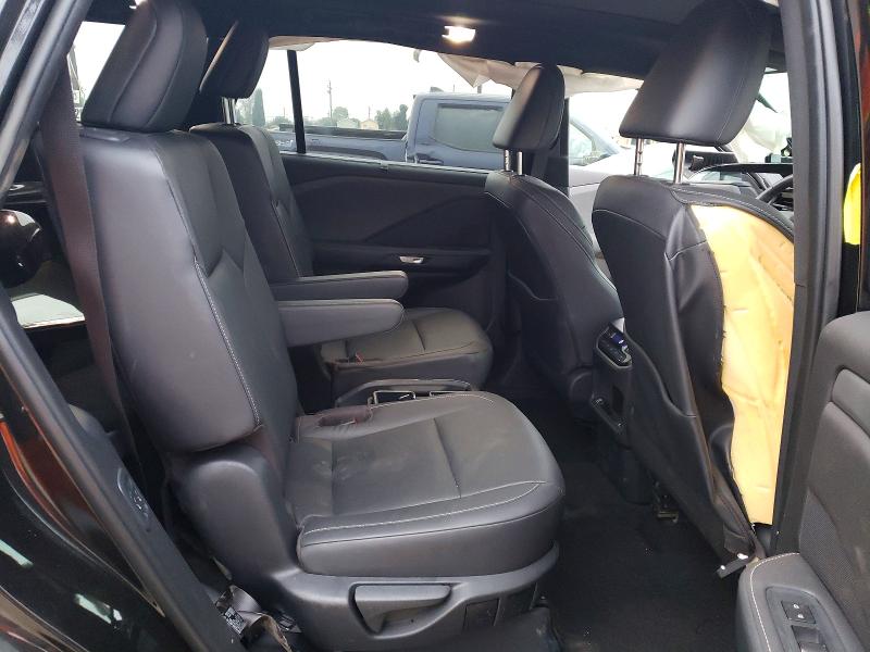 Photo 11 from auction – 2025 LEXUS TX with VIN 5TDAAAA69SS015381