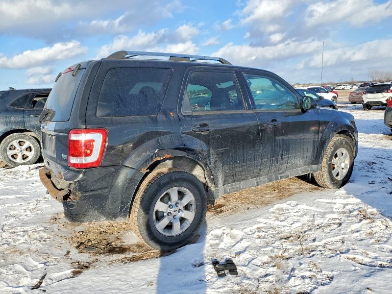Photo 3 from auction – 2011 FORD ESCAPE with VIN 1FMCU0EG8BKB44339
