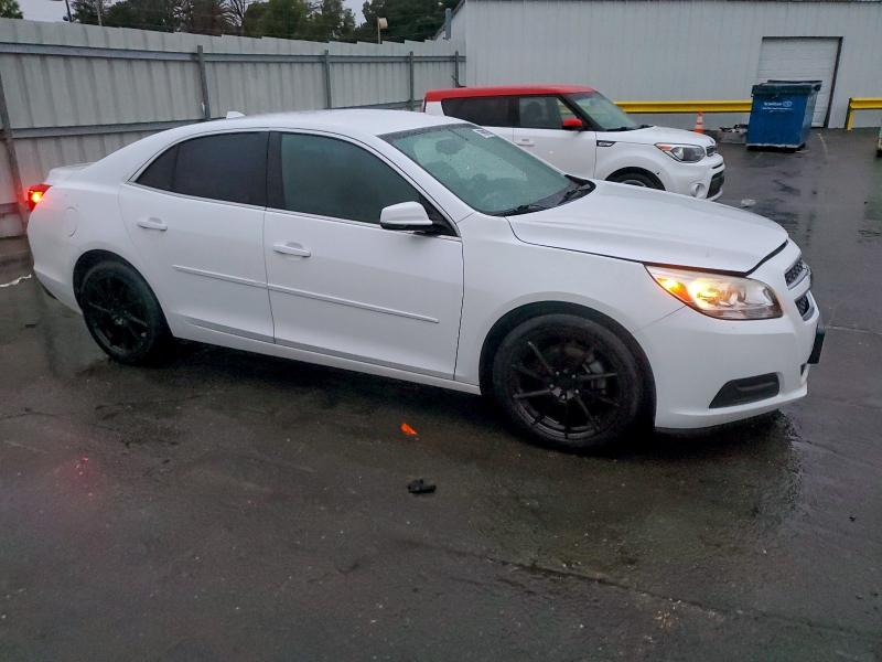 Photo 4 from auction – 2013 CHEVROLET MALIBU 1LT with VIN 1G11C5SA9DF348406