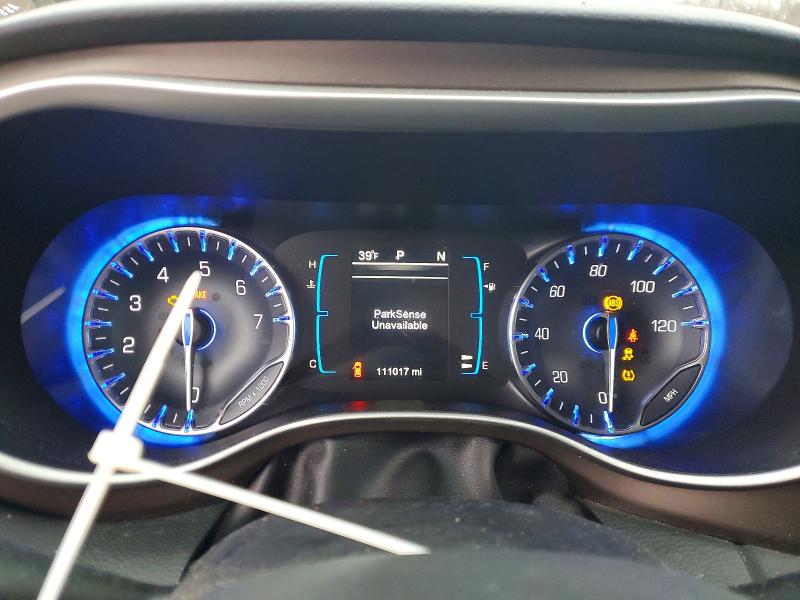 Photo 9 from auction – 2017 CHRYSLER PACIFICA T with VIN 2C4RC1BG2HR667622