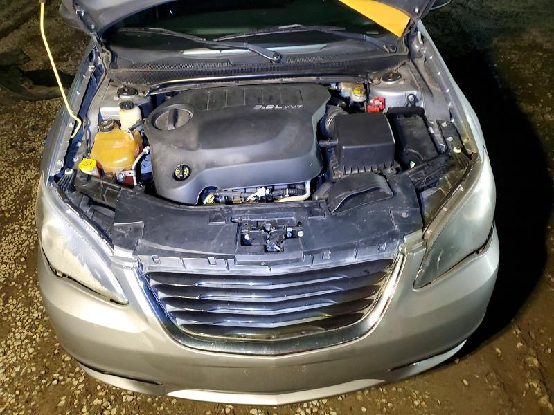 Photo 11 from auction – 2013 CHRYSLER 200 with VIN 1C3CCBBG3DN720044