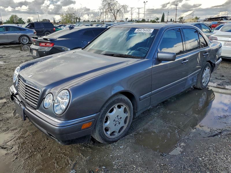 MERCEDES-BENZ E320 1997 with VIN WDBJF55F2VA349402 - Photo from auction