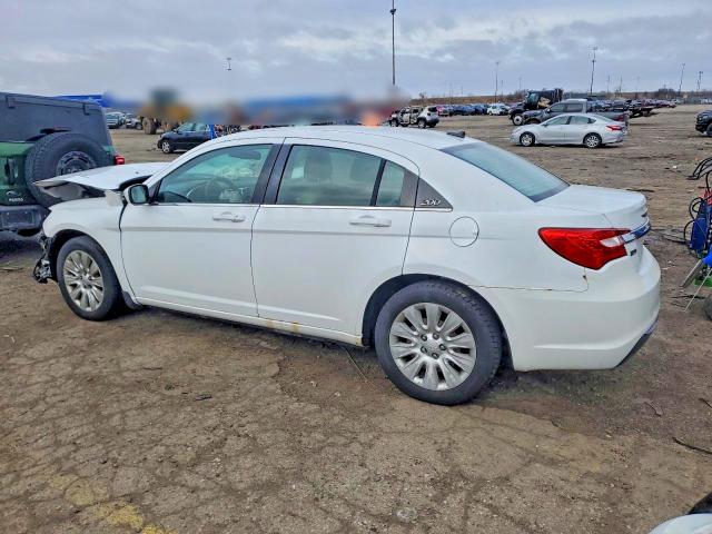 Foto 2 de la subasta – 2012 CHRYSLER 200 LX con VIN 1C3CCBAG7CN171948