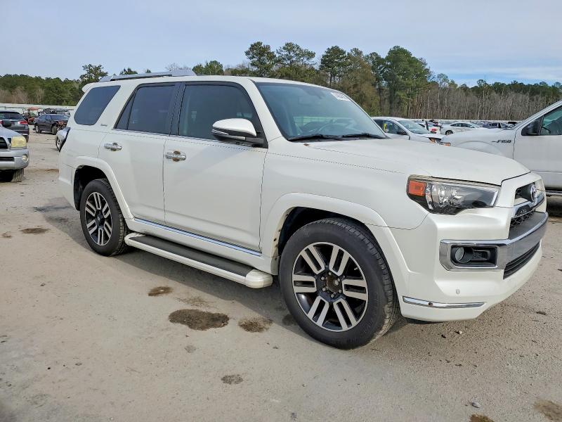 Photo 4 from auction – 2014 TOYOTA 4RUNNER SR with VIN JTEZU5JR8E5076304