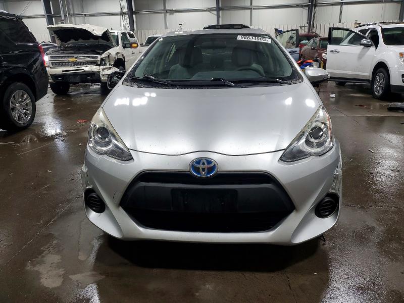 Photo 5 from auction – 2015 TOYOTA PRIUS C with VIN JTDKDTB38F1585497